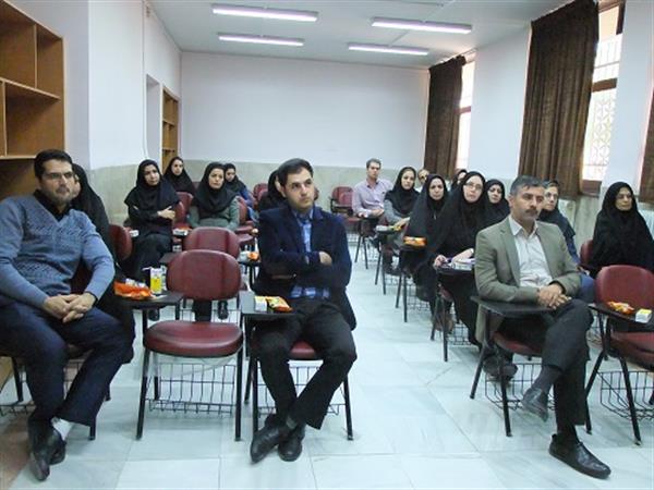 برگزاری کارگاه مهارتهای زندگی قرآنی با سخنرانی دکتر امامی