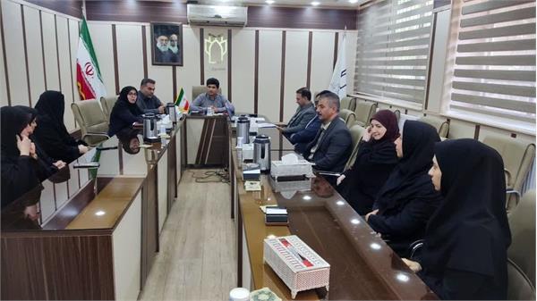 تقدیر از پرستاران برگزیده دانشکده به مناسبت روز پرستار