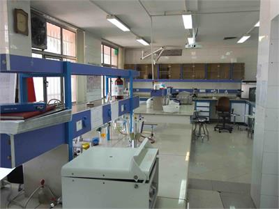 آزمایشگاه15