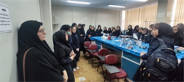 بازدید دانش آموزان از گروه رادیولوژی
