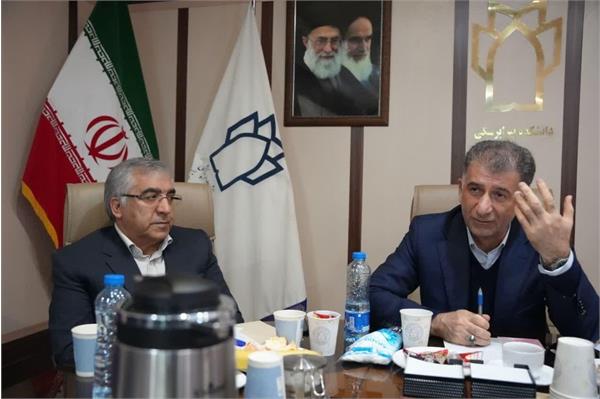 حضور رئیس دانشگاه علوم پزشکی در دانشکده پیراپزشکی و تأکید بر نقش دانشجویان در آینده کشور