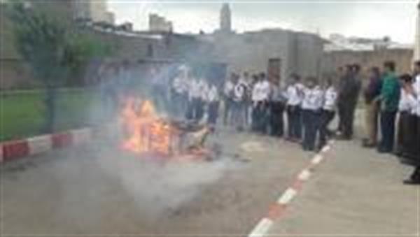 برگزاری مانور آتش سوزی و زلزله توسط دانشجویان فوریت های پزشکی در تاریخ 1395/2/21