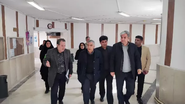 بازدید معاون آموزشی دانشگاه از کلاس‌ها و امکانات آموزشی