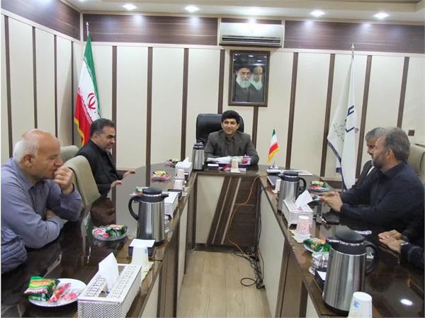 به مناسبت روز جهانی کارگر از پرسنل واحد خدمات دانشکده پیراپزشکی تقدیر شد