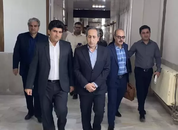 بازدید معاون درمان دانشگاه از گروه‌های فوریت‌های پزشکی، هوشبری، اتاق عمل و واحد آموزش