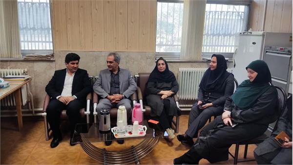 حضور رئیس دانشکده پیراپزشکی در جمع اعضای گروه فوریت‌های پزشکی