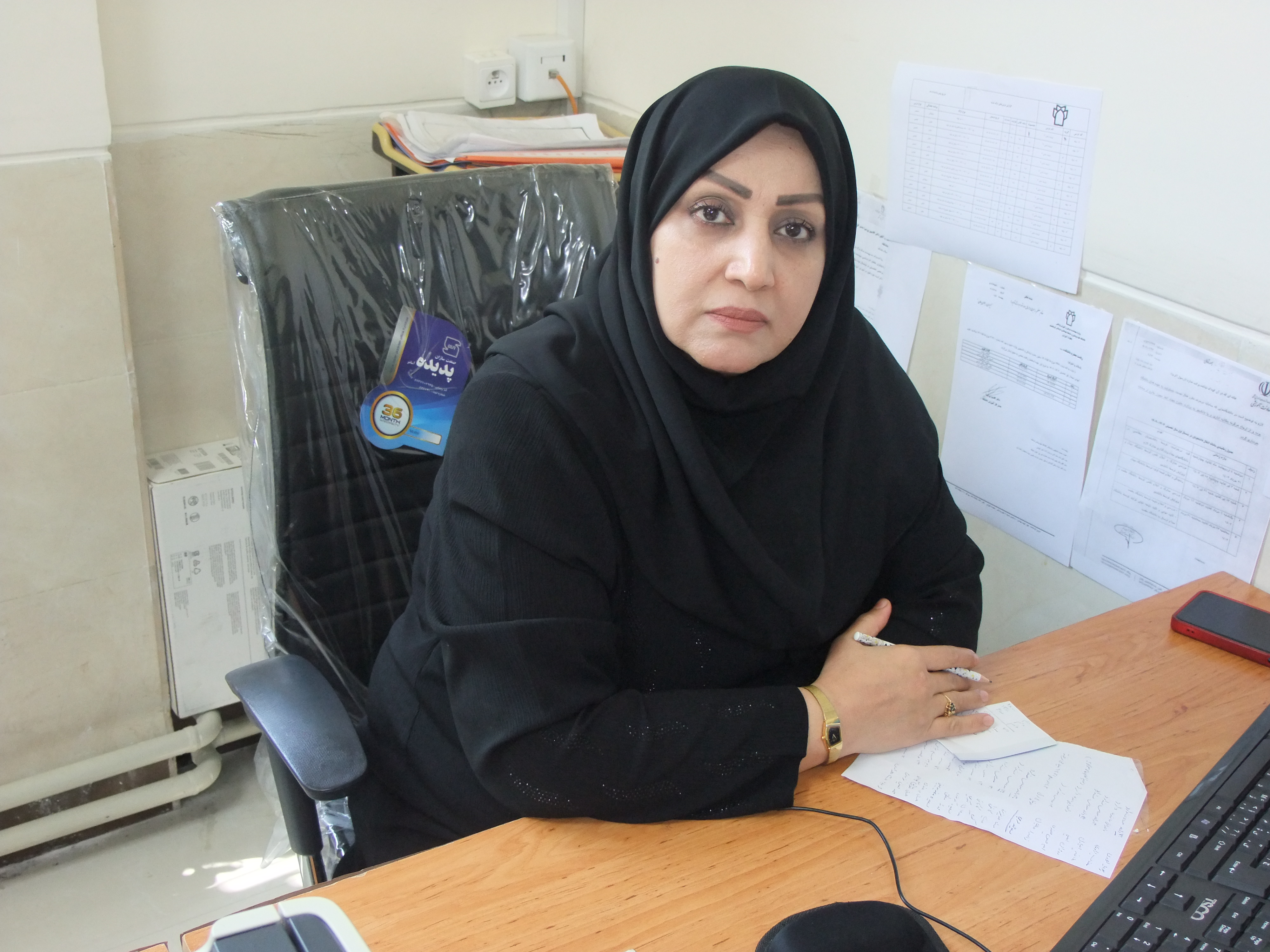 فتانه عزیزی