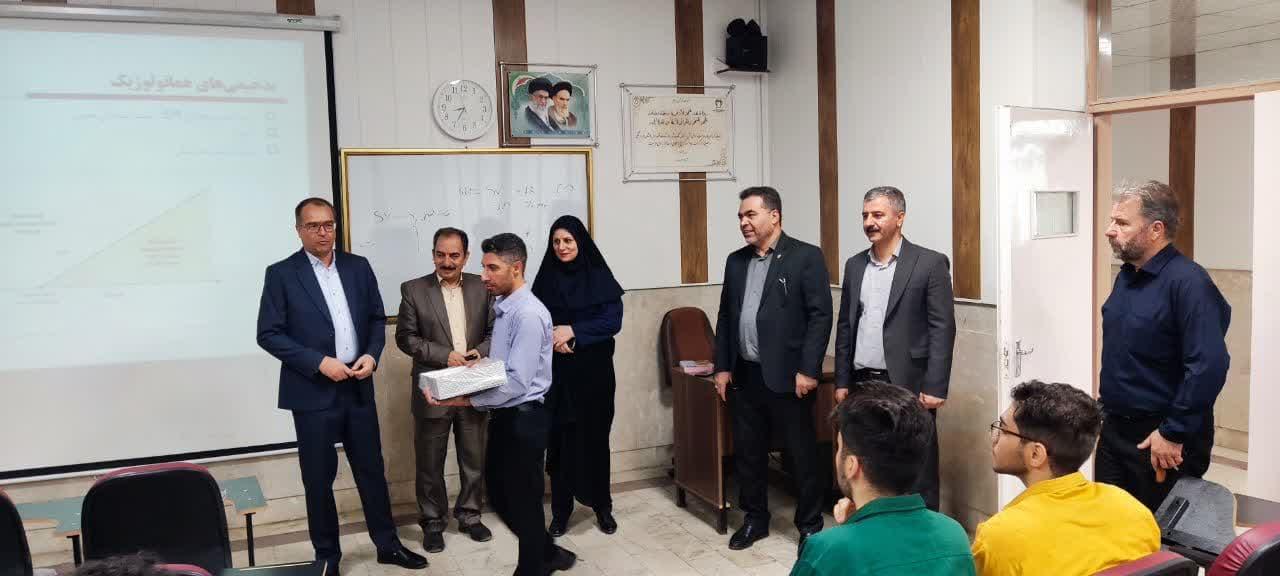 استقبال از دانشجویان9