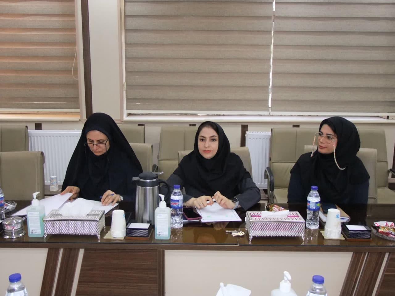 نشست شورای آموزشی3