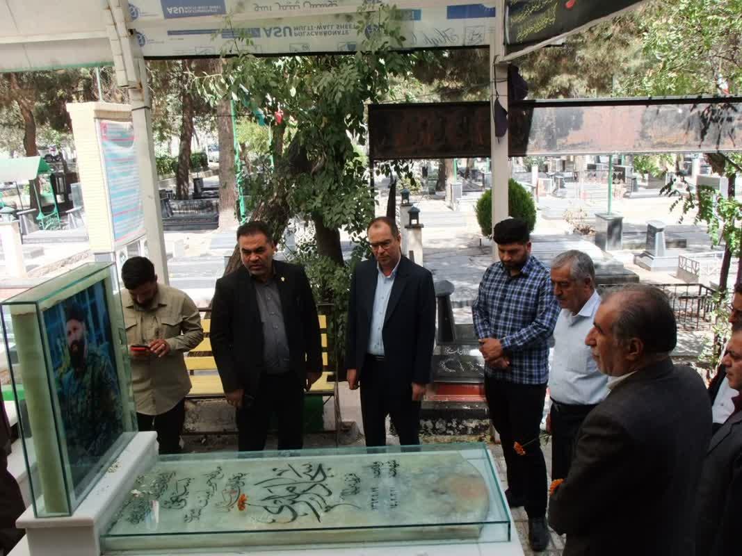 تجدید میثاق9