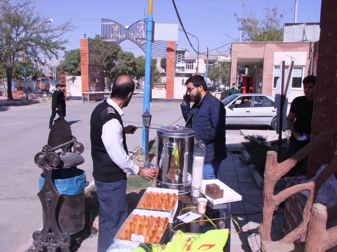 برپایی چای خانه امام زمان(عج)2