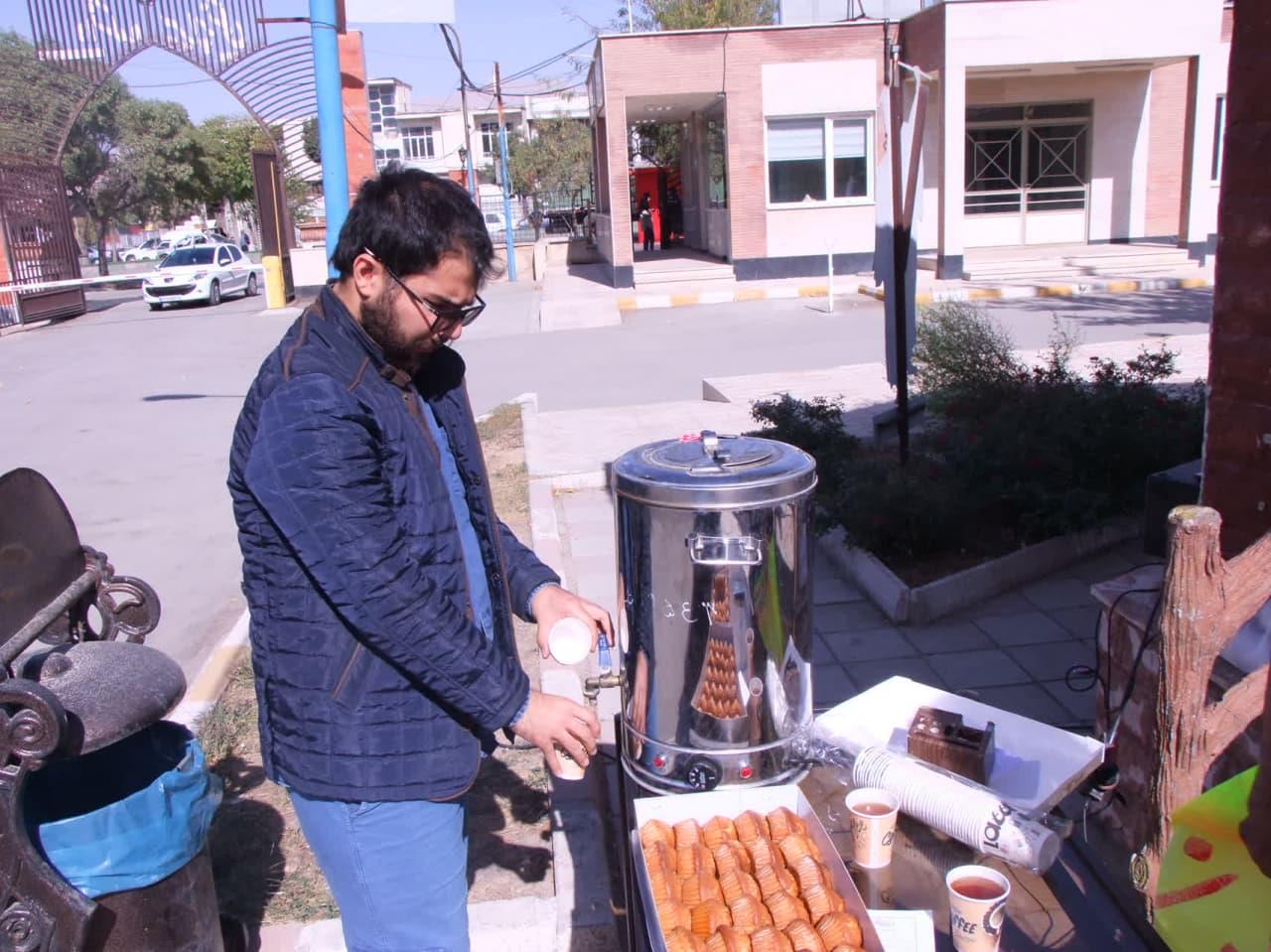 برپایی چای خانه امام زمان(عج)3