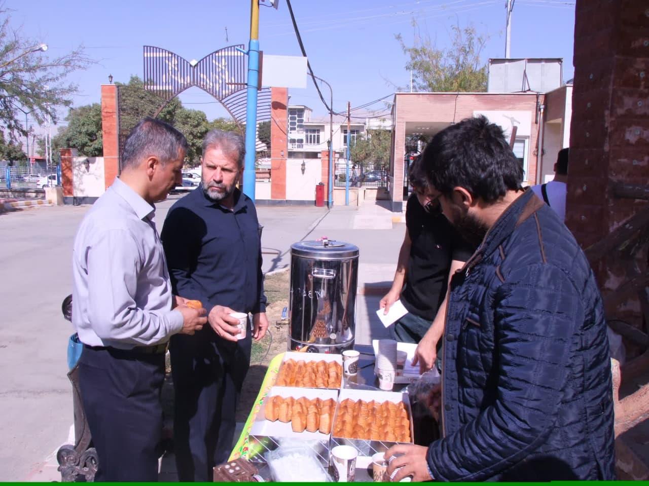 برپایی چای خانه امام زمان(عج)6