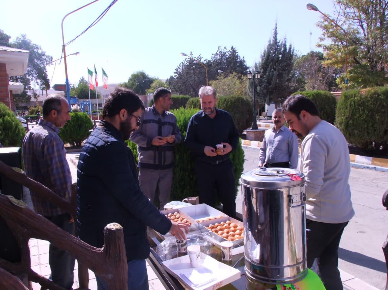 برپایی چای خانه امام زمان(عج)8