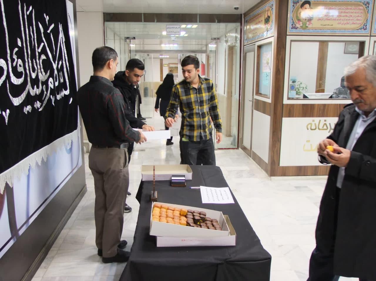 برپایی میز عزا در دانشکده پیراپزشکی6