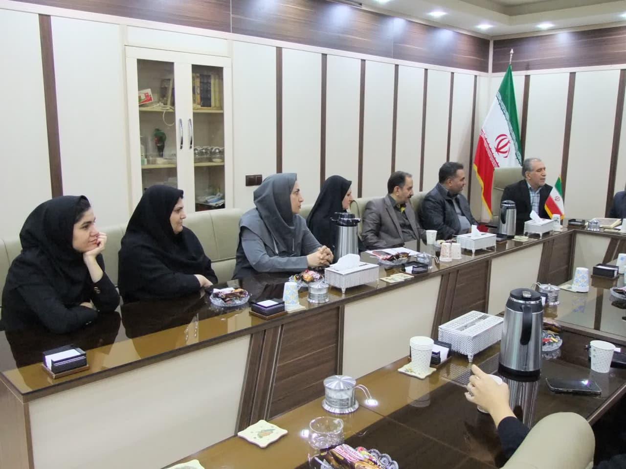 تقدیر از پرسنل اداره آموزش7