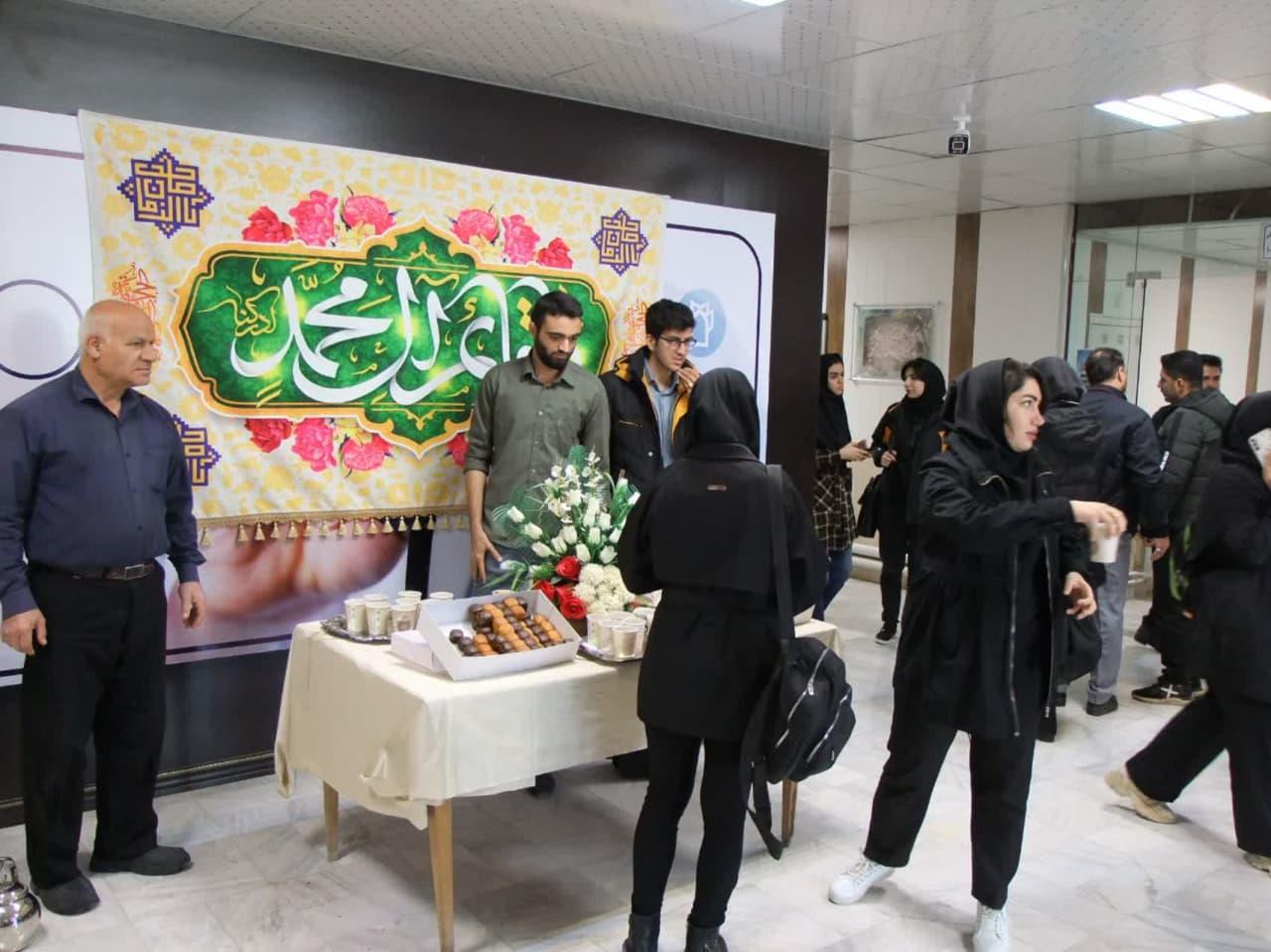 برپایی ایستگاه صلواتی و مراسم جشن6