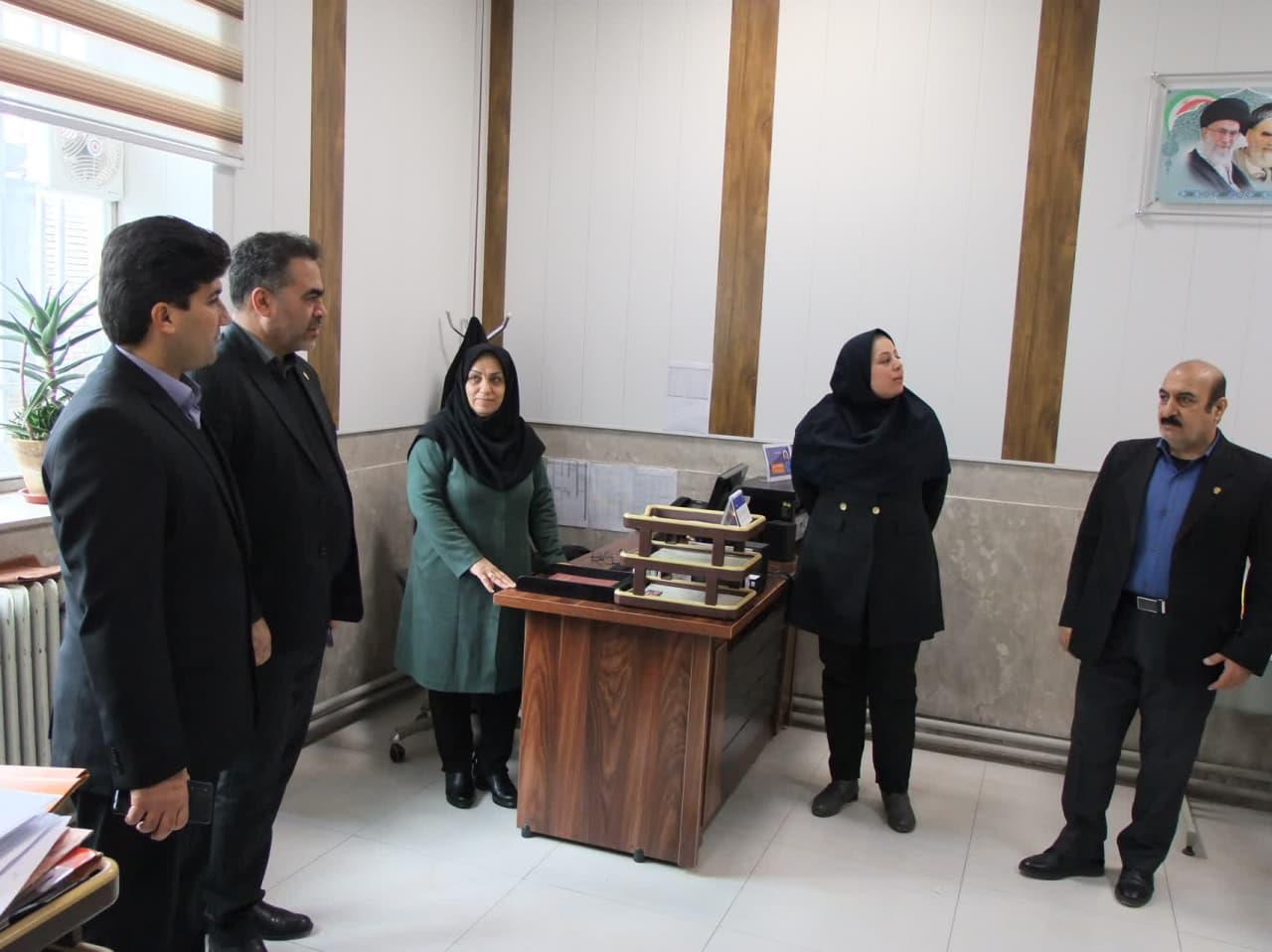 بازدید از واحد بایگانی2