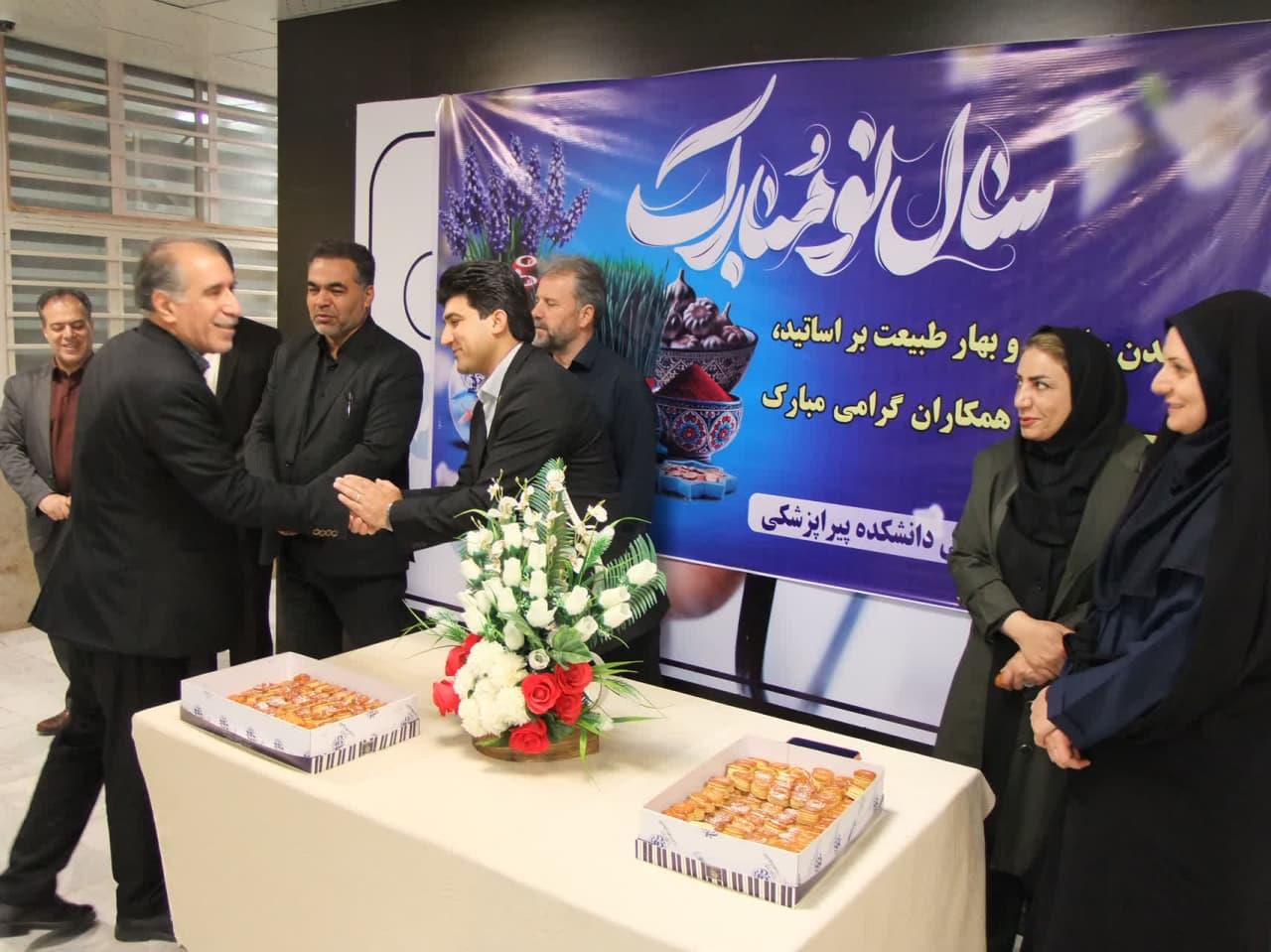 استقبال از دانشجویان10