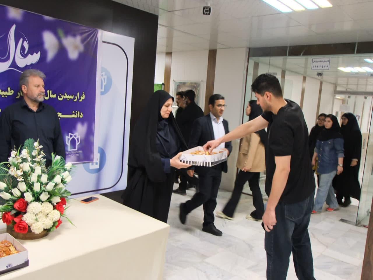 استقبال از دانشجویان4