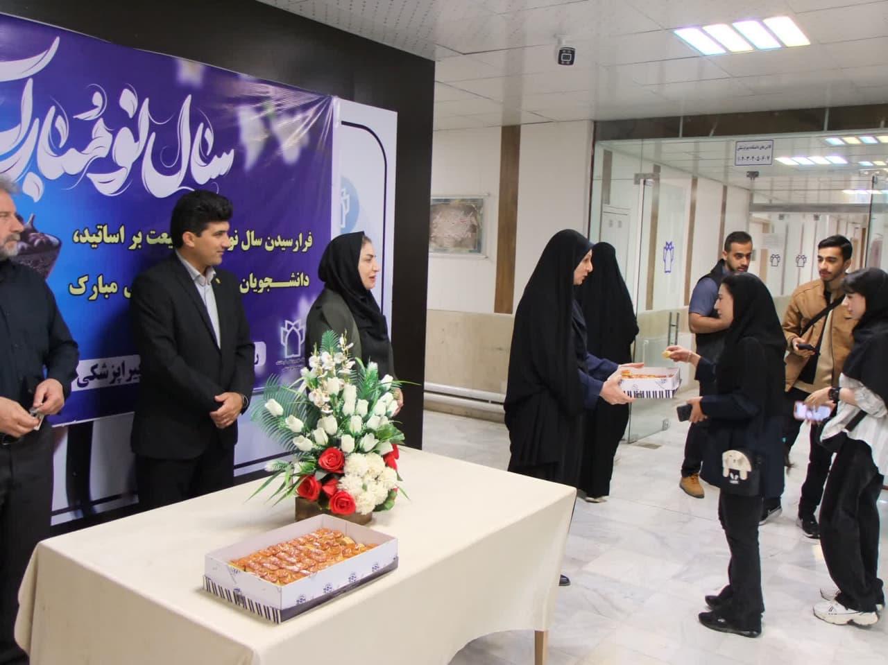 استقبال از دانشجویان9