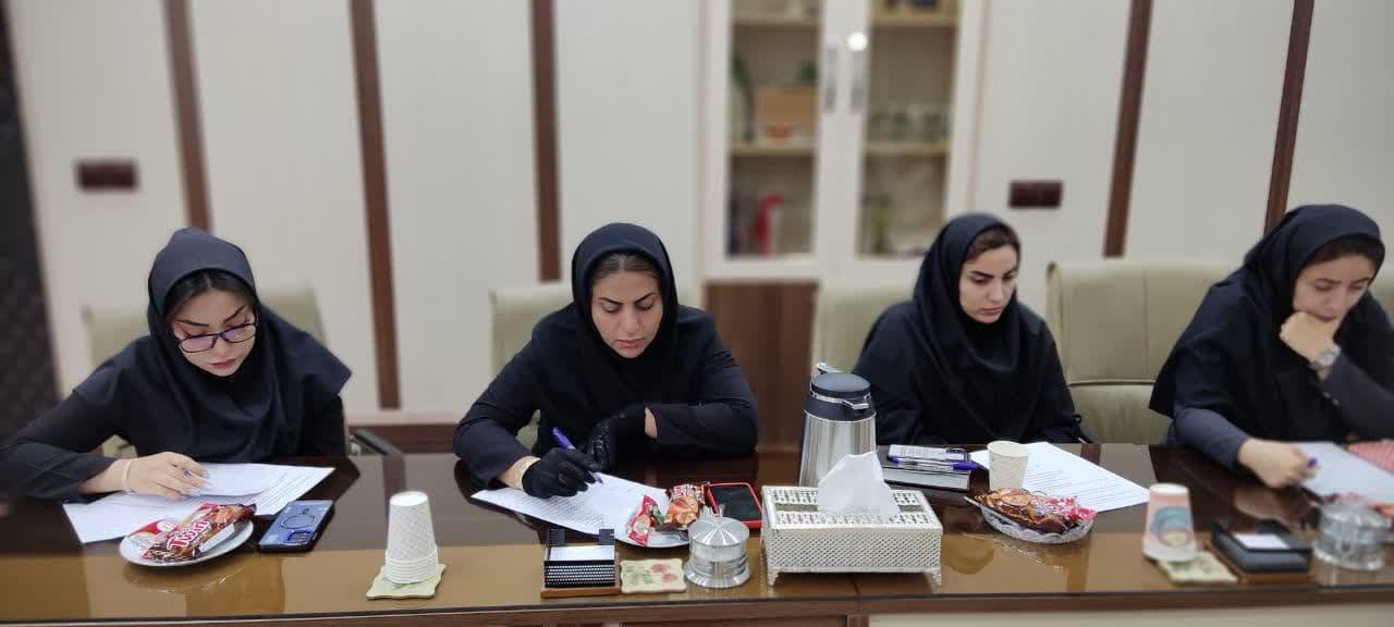 جلسه توجیهی کارشناس های گروه4