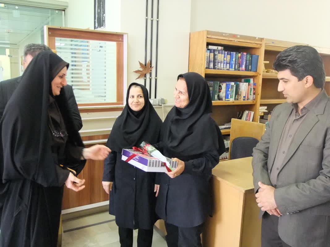 هفته گرامیداشت مقام معلم و استاد5