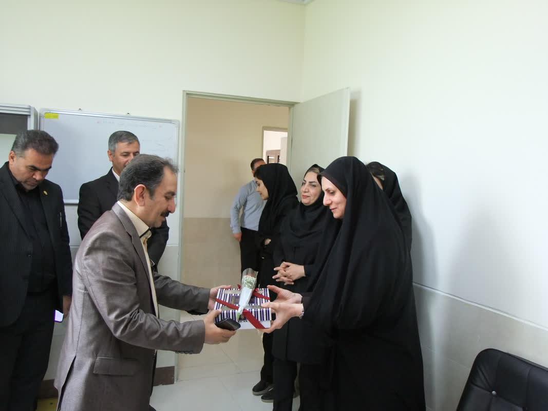 هفته گرامیداشت مقام معلم و استاد