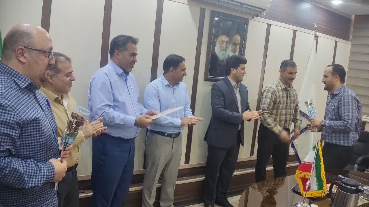 تقدیر از پرسنل آی تی2