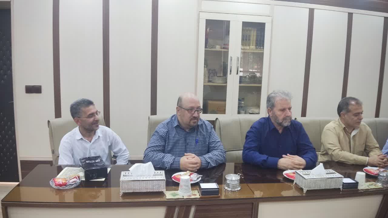 تقدیر از پرسنل آی تی4