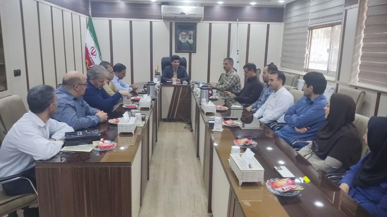 تقدیر از پرسنل آی تی8