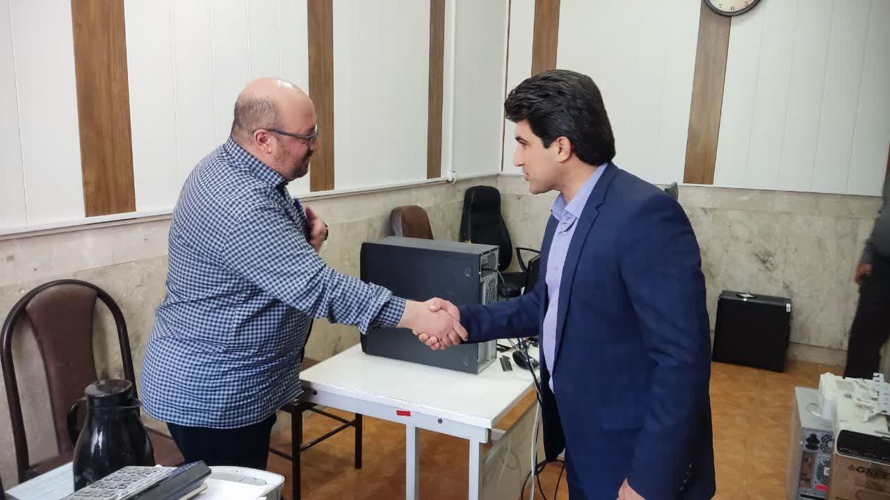 روز کارمند6