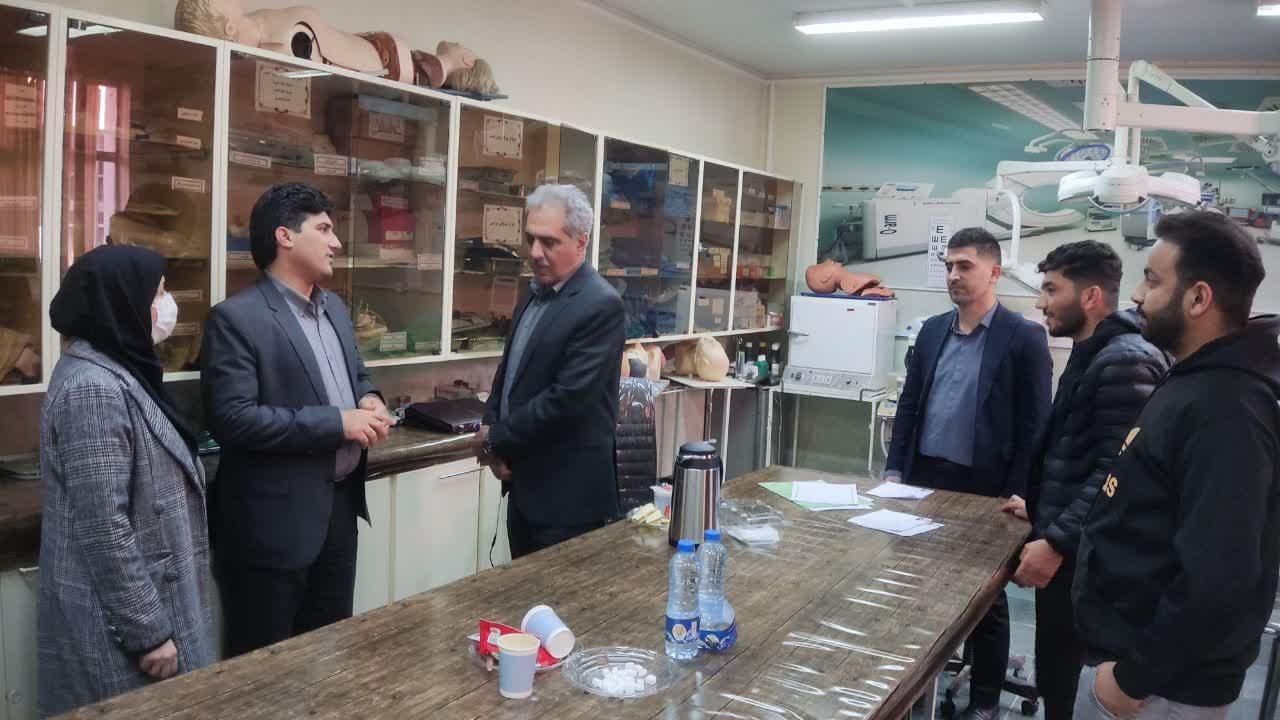 بازدید رئیس و معاون آموزشی دانشکده از فرآیند مصاحبه فوریت‌های پزشکی7
