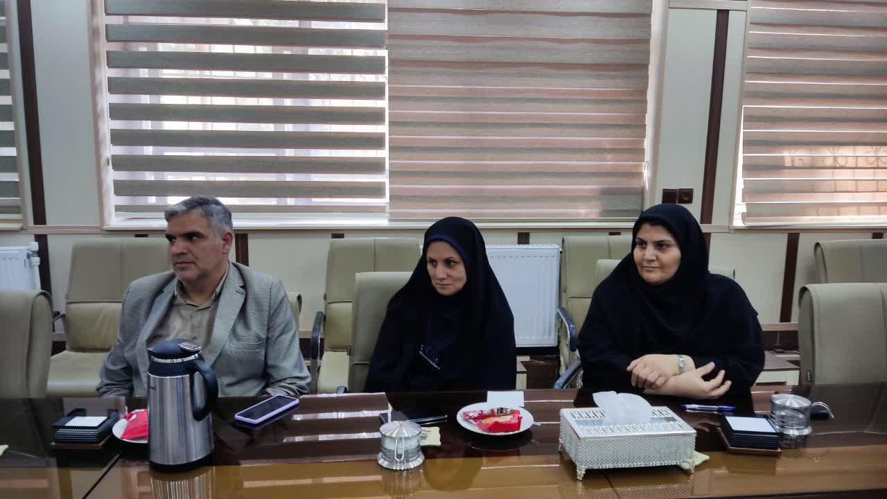 جلسه با مدیر امور بین‌الملل دانشگاه4