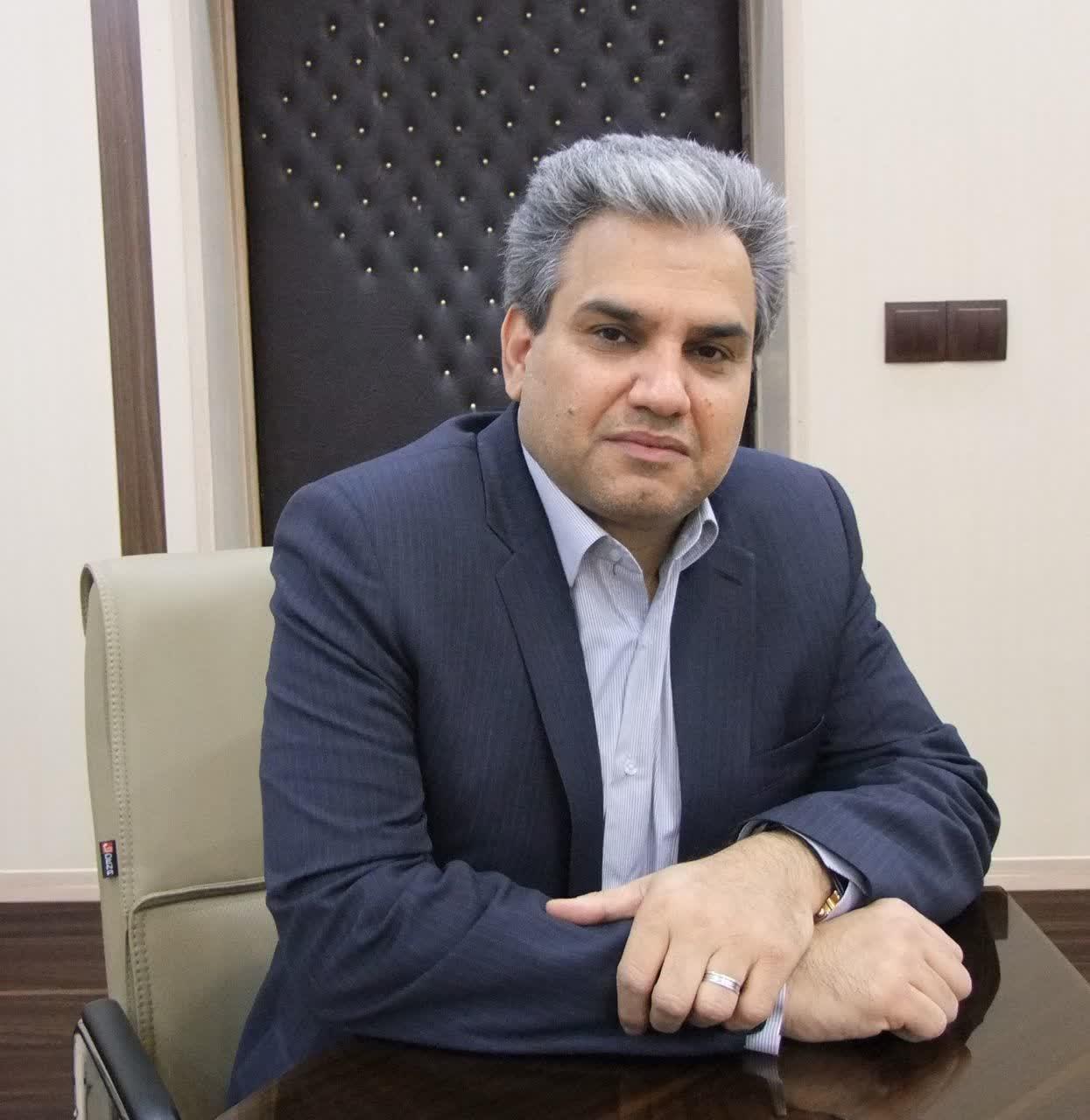 دکتر نادری پور