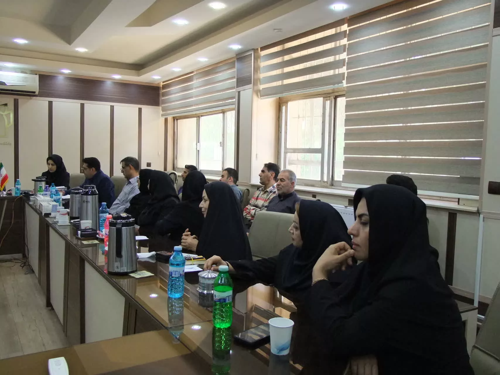 بررسی عملکرد یک‌ساله دانشکده15
