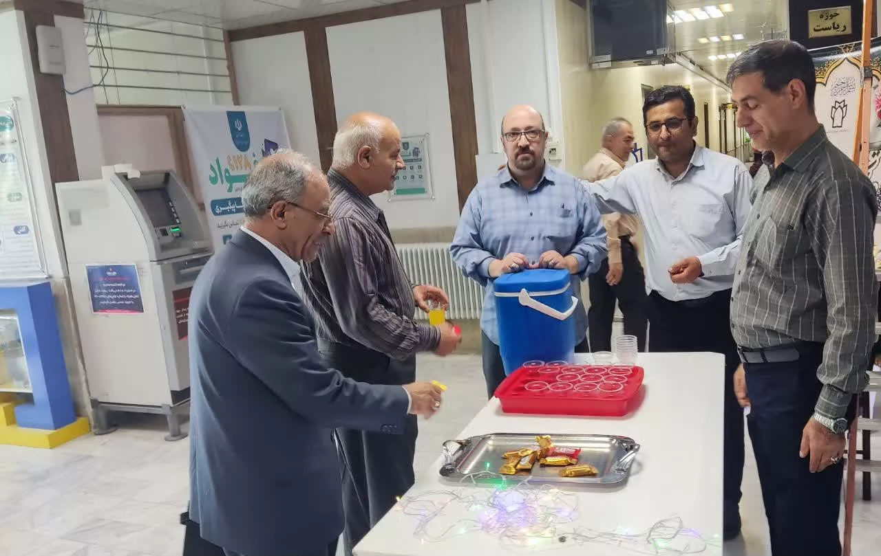 جشنی از جنس نور و شیرینی در دانشکده پیراپزشکی6