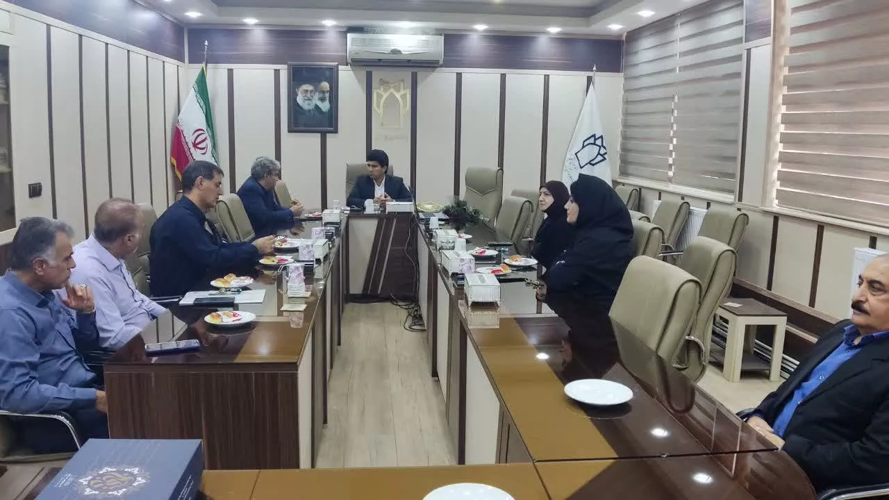 آیین گرامیداشت هفته پرستار در دانشکده پیراپزشکی2