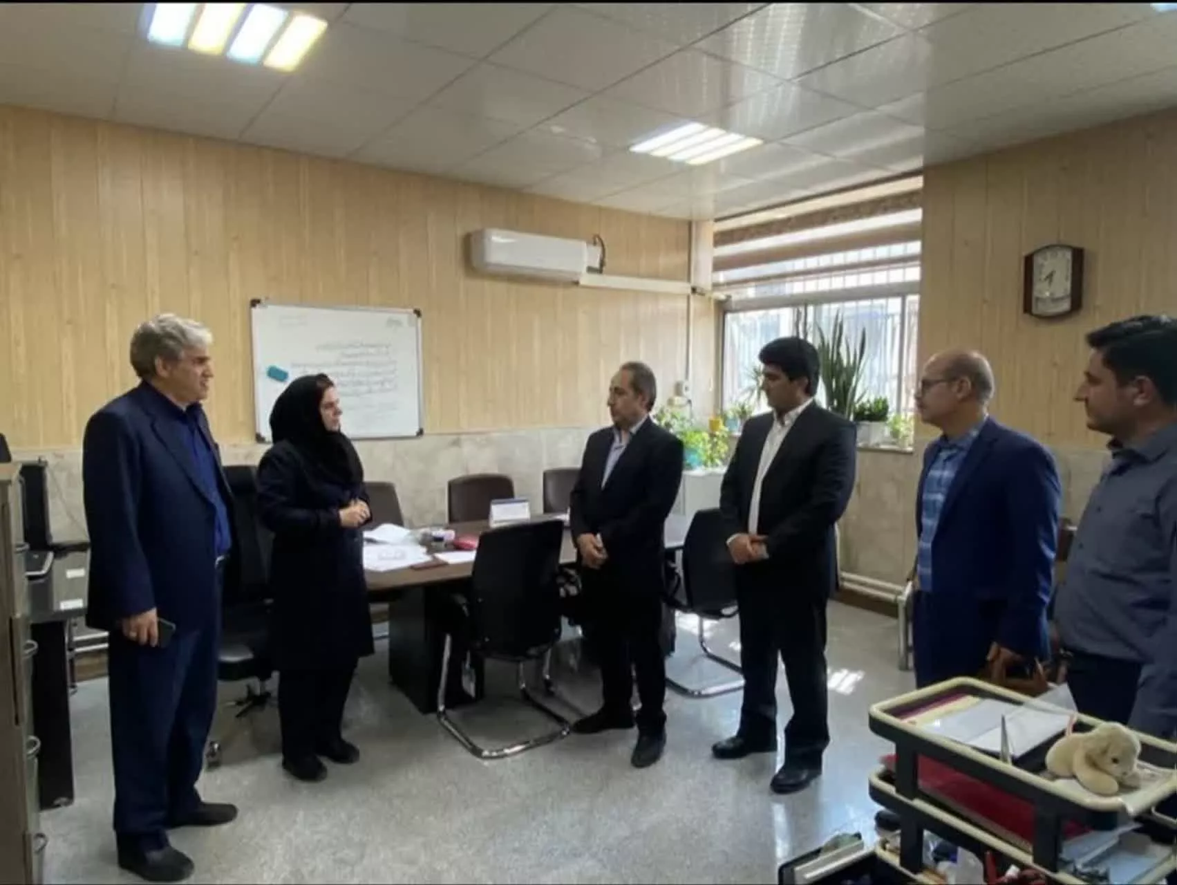 بازدید معاون درمان دانشگاه از گروه‌های فوریت‌های پزشکی، هوشبری، اتاق عمل و واحد آموزش4