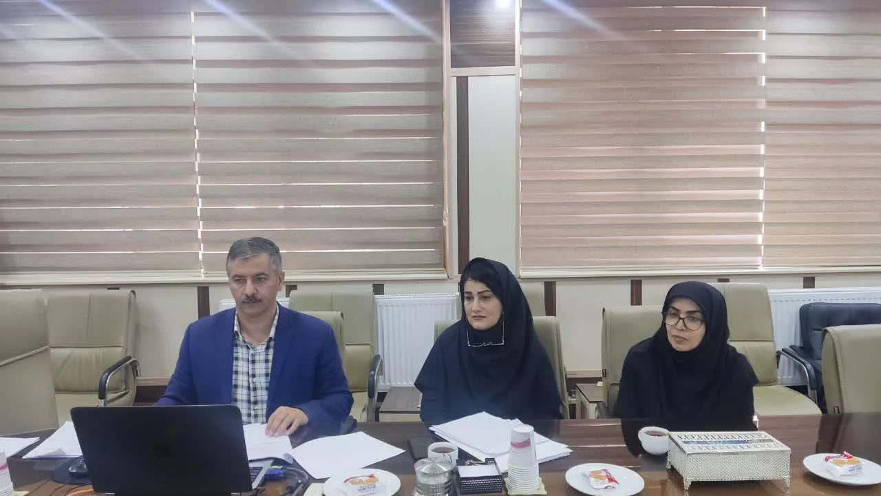 برگزاری جلسه شورای اداری دانشکده پیراپزشکی4