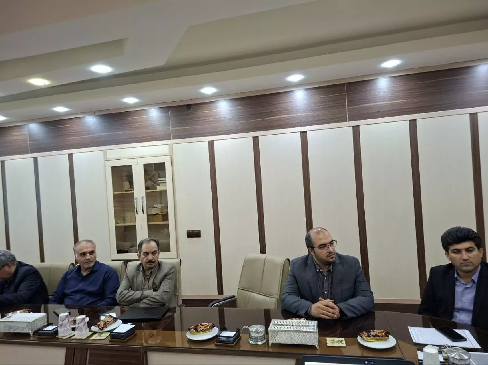 برگزاری نشست هم‌اندیشی6